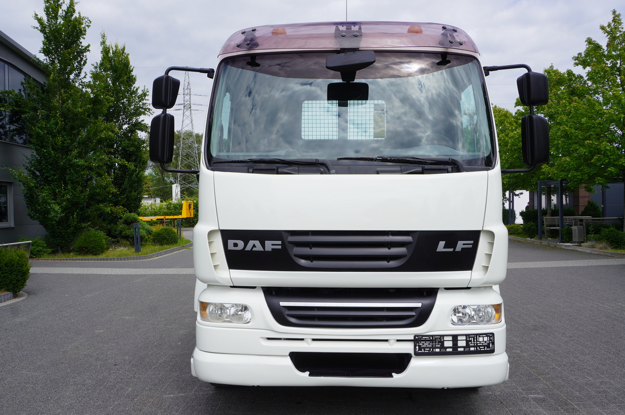 DAF LF 55.220 Skip loader GUIMA PALFINGER M14T - Nostovarsi-vaihtolavakuorma kuorma-auto: kuva DAF LF 55.220 Skip loader GUIMA PALFINGER M14T - Nostovarsi-vaihtolavakuorma kuorma-auto DAF LF 55.220 Skip loader GUIMA PALFINGER M14T - Nostovarsi-vaihtolavakuorma kuorma-auto: kuva DAF LF 55.220 Skip loader GUIMA PALFINGER M14T - Nostovarsi-vaihtolavakuorma kuorma-auto