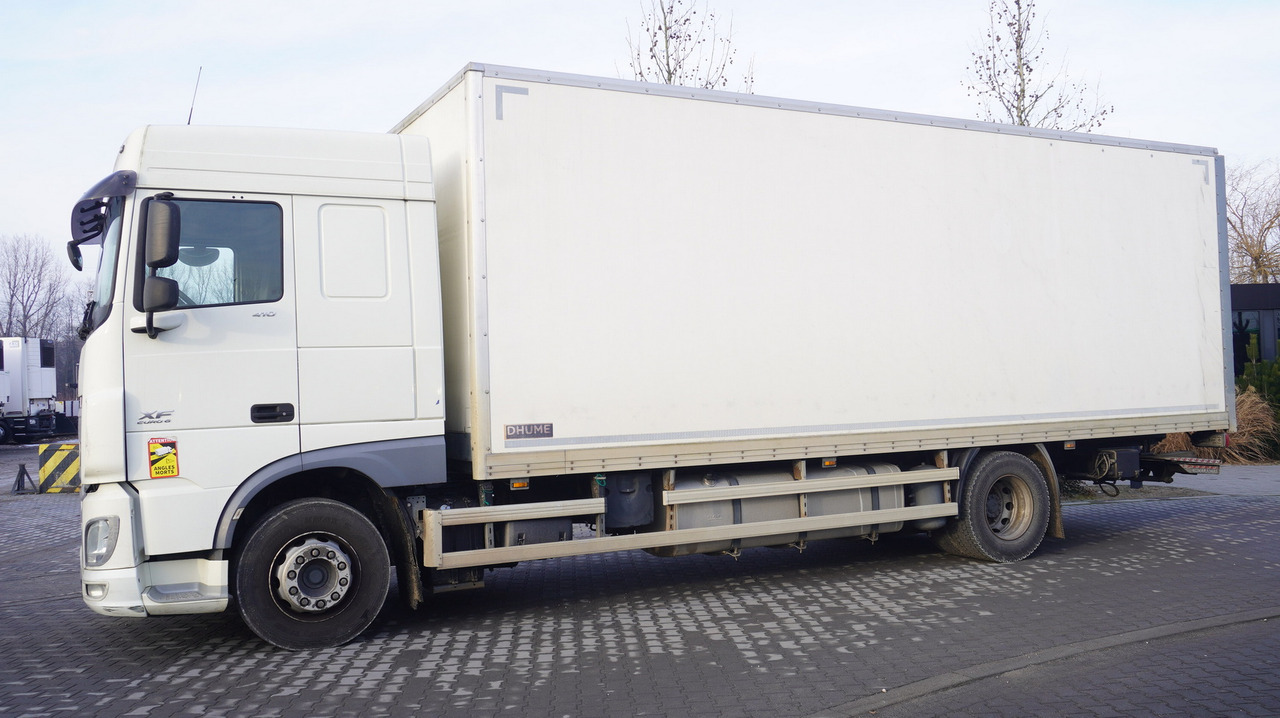 DAF XF 410 EURO 6 /410 HP / 20 EPAL / Dhollandia lift 1500 kg - Umpikori kuorma-auto: kuva DAF XF 410 EURO 6 /410 HP / 20 EPAL / Dhollandia lift 1500 kg - Umpikori kuorma-auto DAF XF 410 EURO 6 /410 HP / 20 EPAL / Dhollandia lift 1500 kg - Umpikori kuorma-auto: kuva DAF XF 410 EURO 6 /410 HP / 20 EPAL / Dhollandia lift 1500 kg - Umpikori kuorma-auto