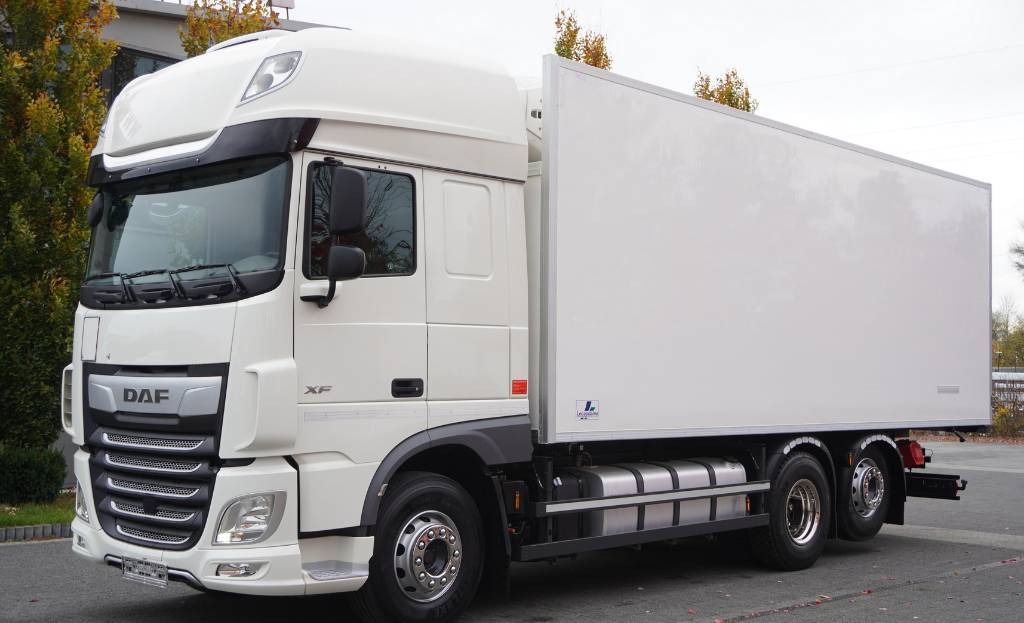DAF XF 450 6×2 E6 / Refrigerator Lacapitaine / ATP/FRC to 2027 / 18 pallets - Refrigeraattori kuorma-auto: kuva DAF XF 450 6×2 E6 / Refrigerator Lacapitaine / ATP/FRC to 2027 / 18 pallets - Refrigeraattori kuorma-auto DAF XF 450 6×2 E6 / Refrigerator Lacapitaine / ATP/FRC to 2027 / 18 pallets - Refrigeraattori kuorma-auto: kuva DAF XF 450 6×2 E6 / Refrigerator Lacapitaine / ATP/FRC to 2027 / 18 pallets - Refrigeraattori kuorma-auto