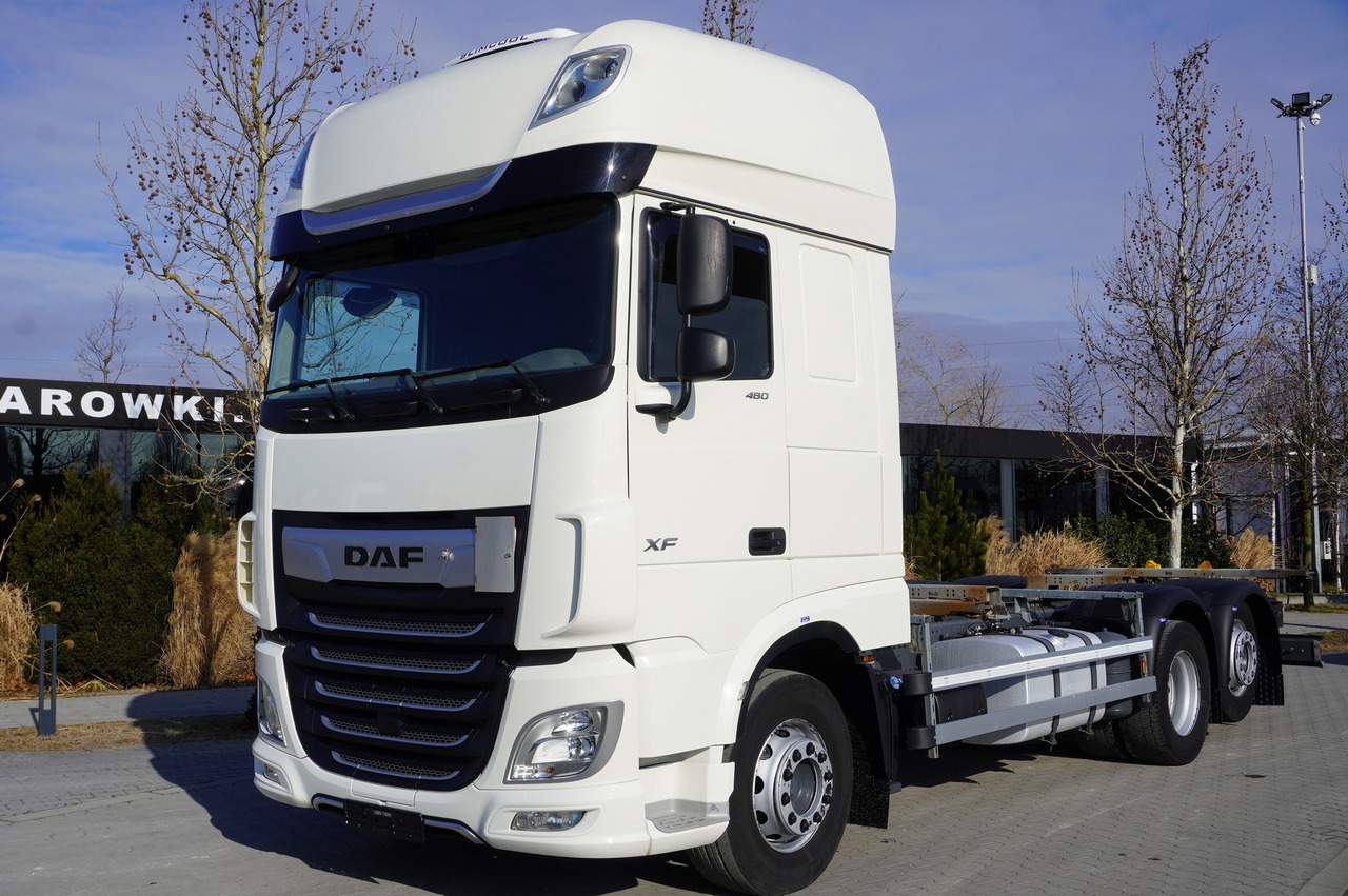 DAF XF 480 SSC / 6x2 / BDF / standard / 380 tho.km - Kuorma-auto alusta: kuva DAF XF 480 SSC / 6x2 / BDF / standard / 380 tho.km - Kuorma-auto alusta DAF XF 480 SSC / 6x2 / BDF / standard / 380 tho.km - Kuorma-auto alusta: kuva DAF XF 480 SSC / 6x2 / BDF / standard / 380 tho.km - Kuorma-auto alusta