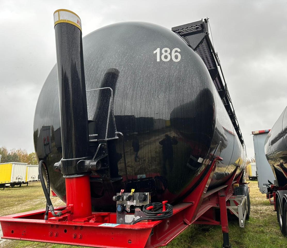 FELDBINDER 334C 15 A-1-1-40 Silo tank / 66 m3 / 2022 / 20 units - Bulk-säiliöperävaunu: kuva FELDBINDER 334C 15 A-1-1-40 Silo tank / 66 m3 / 2022 / 20 units - Bulk-säiliöperävaunu FELDBINDER 334C 15 A-1-1-40 Silo tank / 66 m3 / 2022 / 20 units - Bulk-säiliöperävaunu: kuva FELDBINDER 334C 15 A-1-1-40 Silo tank / 66 m3 / 2022 / 20 units - Bulk-säiliöperävaunu