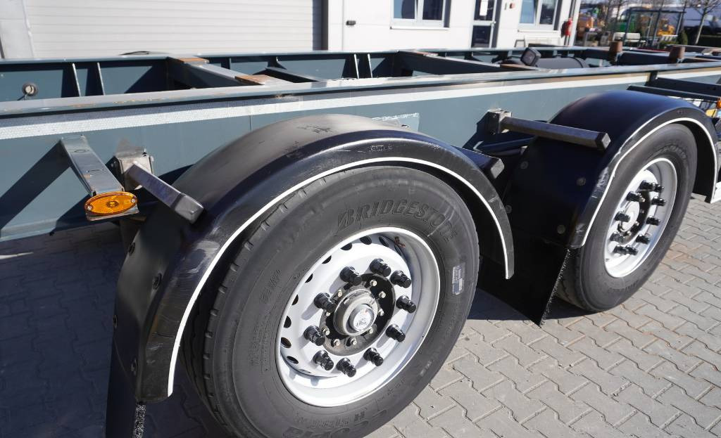 Fruehauf Trailer BDF (NEW) 6,000 km !!! - Konttialus/ Vaihtokuormatilat perävaunu: kuva Fruehauf Trailer BDF (NEW) 6,000 km !!! - Konttialus/ Vaihtokuormatilat perävaunu Fruehauf Trailer BDF (NEW) 6,000 km !!! - Konttialus/ Vaihtokuormatilat perävaunu: kuva Fruehauf Trailer BDF (NEW) 6,000 km !!! - Konttialus/ Vaihtokuormatilat perävaunu