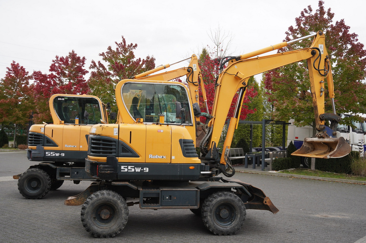 Hyundai Robex 55W-9 Wheeled Excavator 5.5t / 2pcs - Kaivuri: kuva Hyundai Robex 55W-9 Wheeled Excavator 5.5t / 2pcs - Kaivuri Hyundai Robex 55W-9 Wheeled Excavator 5.5t / 2pcs - Kaivuri: kuva Hyundai Robex 55W-9 Wheeled Excavator 5.5t / 2pcs - Kaivuri