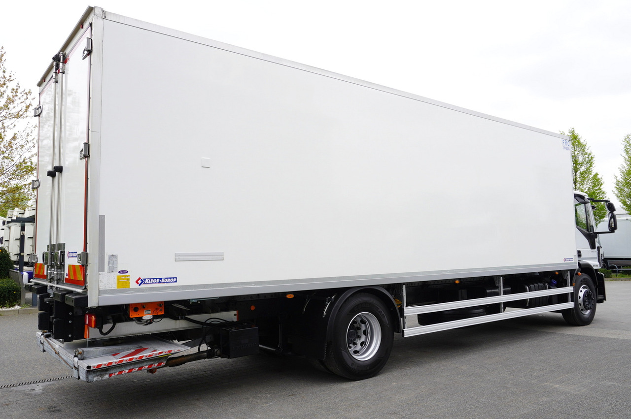 IVECO Eurocargo 190-280L E6 4x2 / Refrigerator / Dhollandia DHSM.20 tail lift / 21 pallet - Refrigeraattori kuorma-auto: kuva IVECO Eurocargo 190-280L E6 4x2 / Refrigerator / Dhollandia DHSM.20 tail lift / 21 pallet - Refrigeraattori kuorma-auto IVECO Eurocargo 190-280L E6 4x2 / Refrigerator / Dhollandia DHSM.20 tail lift / 21 pallet - Refrigeraattori kuorma-auto: kuva IVECO Eurocargo 190-280L E6 4x2 / Refrigerator / Dhollandia DHSM.20 tail lift / 21 pallet - Refrigeraattori kuorma-auto