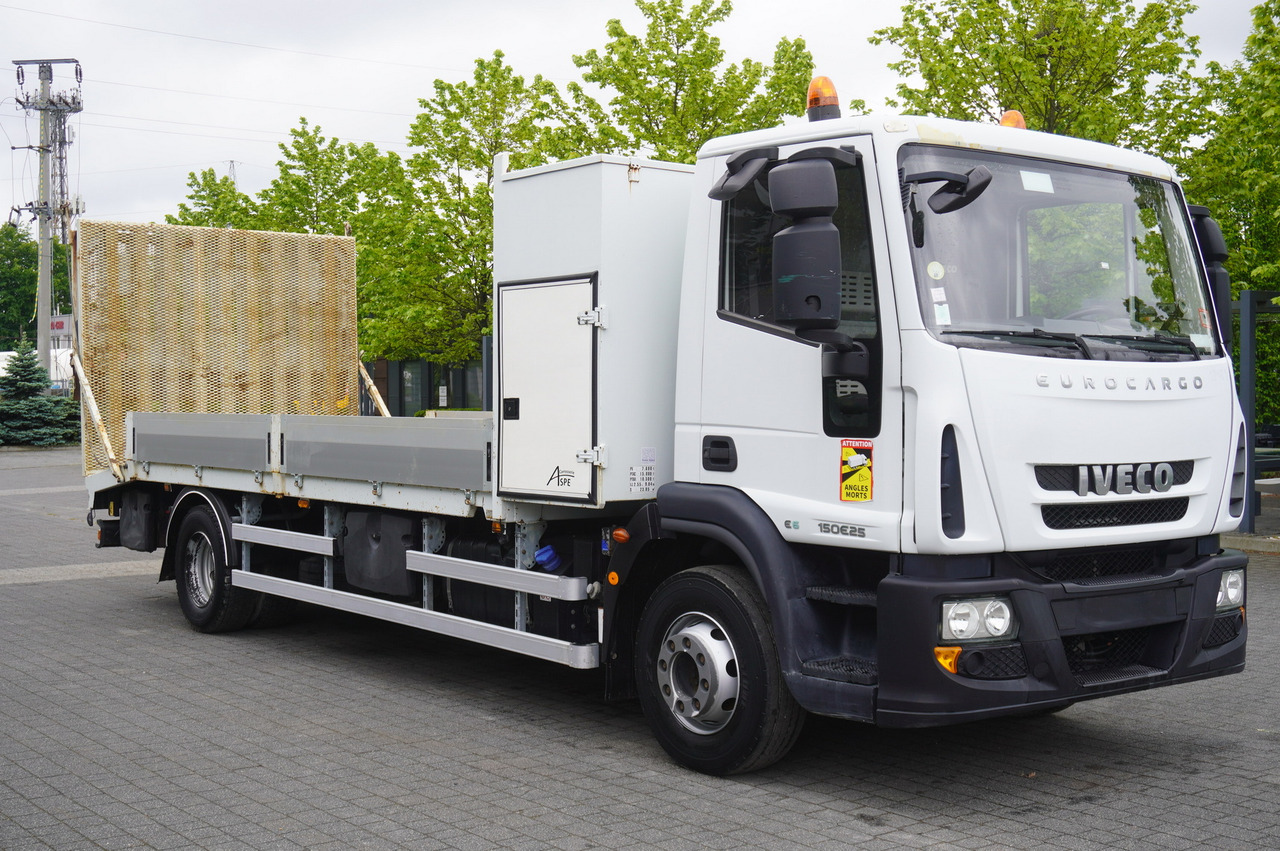 Iveco Eurocargo 150 E25 / 90 tho. km !!! / Tow truck - Paloauto: kuva Iveco Eurocargo 150 E25 / 90 tho. km !!! / Tow truck - Paloauto Iveco Eurocargo 150 E25 / 90 tho. km !!! / Tow truck - Paloauto: kuva Iveco Eurocargo 150 E25 / 90 tho. km !!! / Tow truck - Paloauto