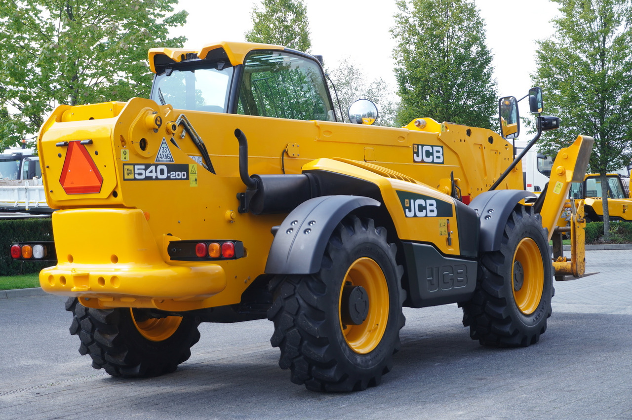 JCB 540-200 Telescopic Loader / 20 m reach / joystick - Teleskooppikuormaaja: kuva JCB 540-200 Telescopic Loader / 20 m reach / joystick - Teleskooppikuormaaja JCB 540-200 Telescopic Loader / 20 m reach / joystick - Teleskooppikuormaaja: kuva JCB 540-200 Telescopic Loader / 20 m reach / joystick - Teleskooppikuormaaja