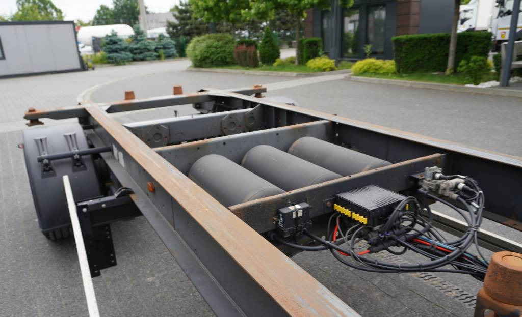 Konttialus/ Vaihtokuormatilat perävaunu KOGEL BDF Low Deck Mega trailer: kuva Konttialus/ Vaihtokuormatilat perävaunu KOGEL BDF Low Deck Mega trailer Konttialus/ Vaihtokuormatilat perävaunu KOGEL BDF Low Deck Mega trailer: kuva Konttialus/ Vaihtokuormatilat perävaunu KOGEL BDF Low Deck Mega trailer