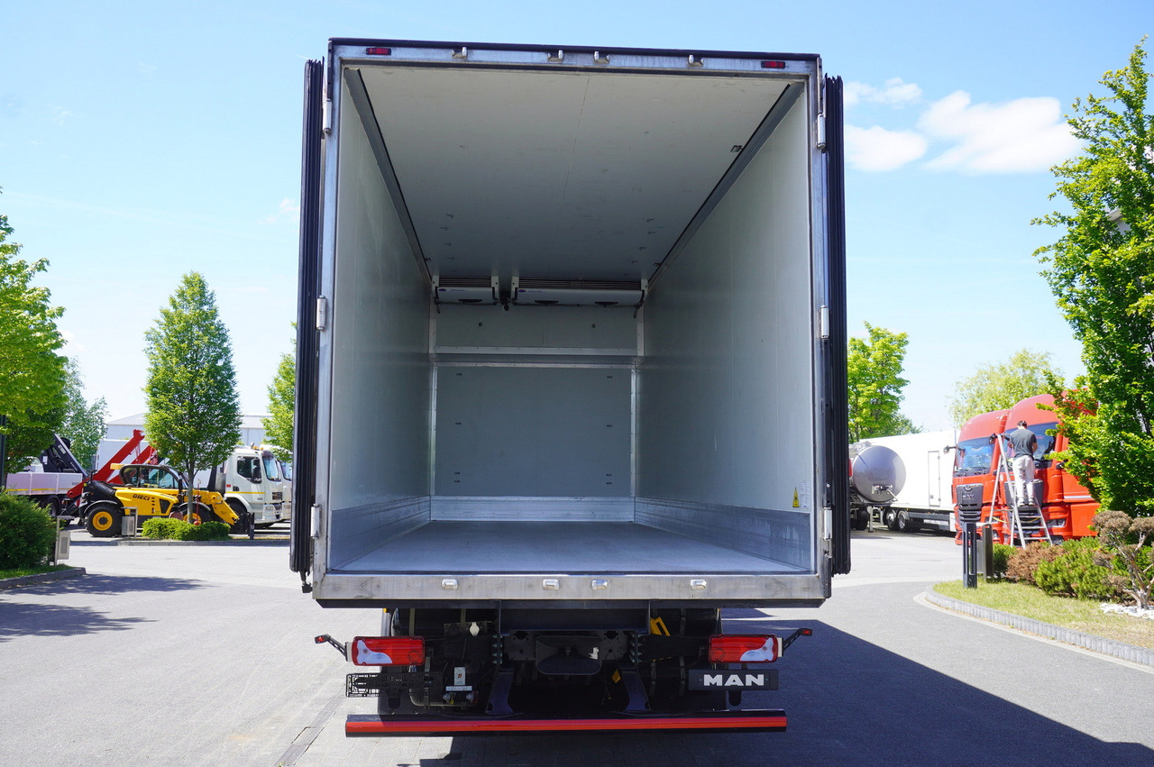 MAN MAN TGX 26.510 / 2022 / NEW Krone bitemperature refrigerated truck / Carrier Supra 850 MT / 4 units - Refrigeraattori kuorma-auto: kuva MAN MAN TGX 26.510 / 2022 / NEW Krone bitemperature refrigerated truck / Carrier Supra 850 MT / 4 units - Refrigeraattori kuorma-auto MAN MAN TGX 26.510 / 2022 / NEW Krone bitemperature refrigerated truck / Carrier Supra 850 MT / 4 units - Refrigeraattori kuorma-auto: kuva MAN MAN TGX 26.510 / 2022 / NEW Krone bitemperature refrigerated truck / Carrier Supra 850 MT / 4 units - Refrigeraattori kuorma-auto