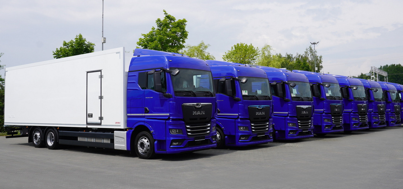 MAN New MAN TGX 26.400 / NEW IGLOOCAR refrigerator 23 pallets / 6×2 / 2024 / 10 units - Isoterminen kuorma-auto: kuva MAN New MAN TGX 26.400 / NEW IGLOOCAR refrigerator 23 pallets / 6×2 / 2024 / 10 units - Isoterminen kuorma-auto MAN New MAN TGX 26.400 / NEW IGLOOCAR refrigerator 23 pallets / 6×2 / 2024 / 10 units - Isoterminen kuorma-auto: kuva MAN New MAN TGX 26.400 / NEW IGLOOCAR refrigerator 23 pallets / 6×2 / 2024 / 10 units - Isoterminen kuorma-auto