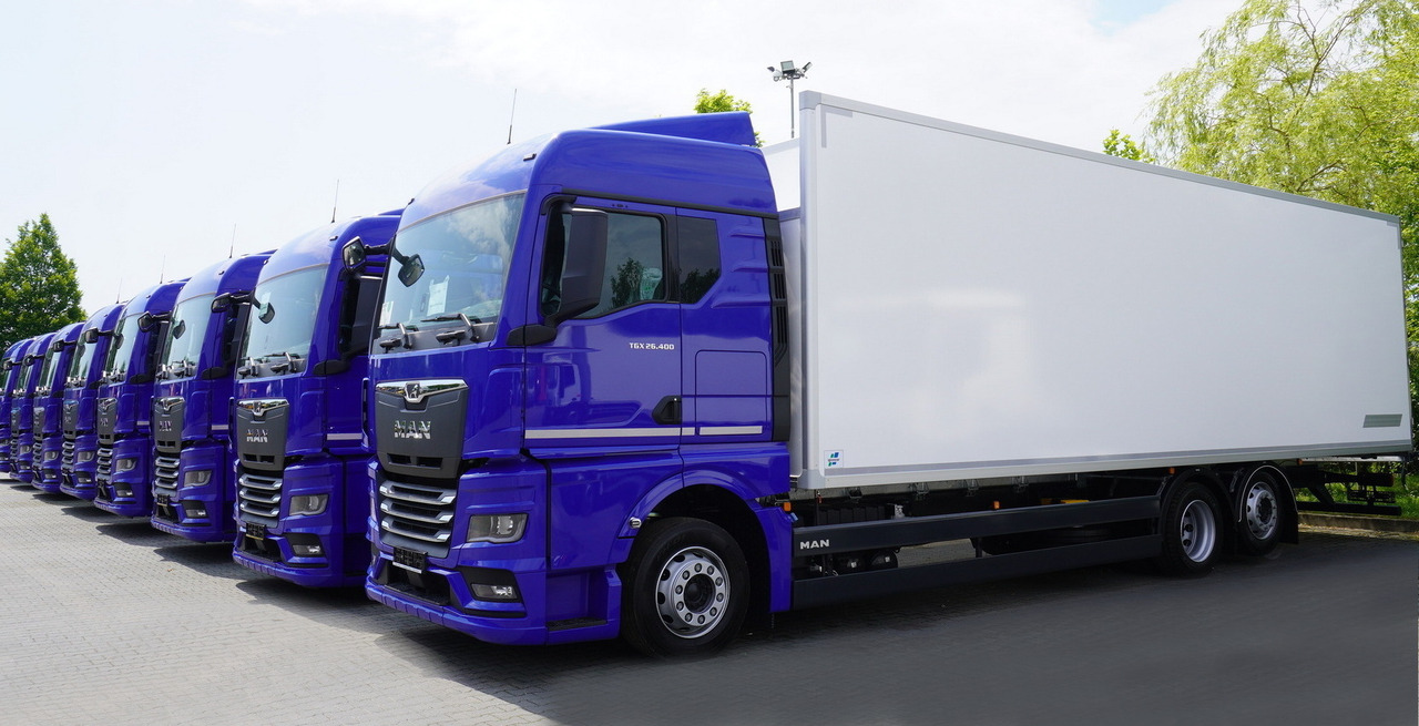 MAN New MAN TGX 26.400 / NEW IGLOOCAR refrigerator 23 pallets / 6×2 / 2024 / 10 units - Refrigeraattori kuorma-auto: kuva MAN New MAN TGX 26.400 / NEW IGLOOCAR refrigerator 23 pallets / 6×2 / 2024 / 10 units - Refrigeraattori kuorma-auto MAN New MAN TGX 26.400 / NEW IGLOOCAR refrigerator 23 pallets / 6×2 / 2024 / 10 units - Refrigeraattori kuorma-auto: kuva MAN New MAN TGX 26.400 / NEW IGLOOCAR refrigerator 23 pallets / 6×2 / 2024 / 10 units - Refrigeraattori kuorma-auto