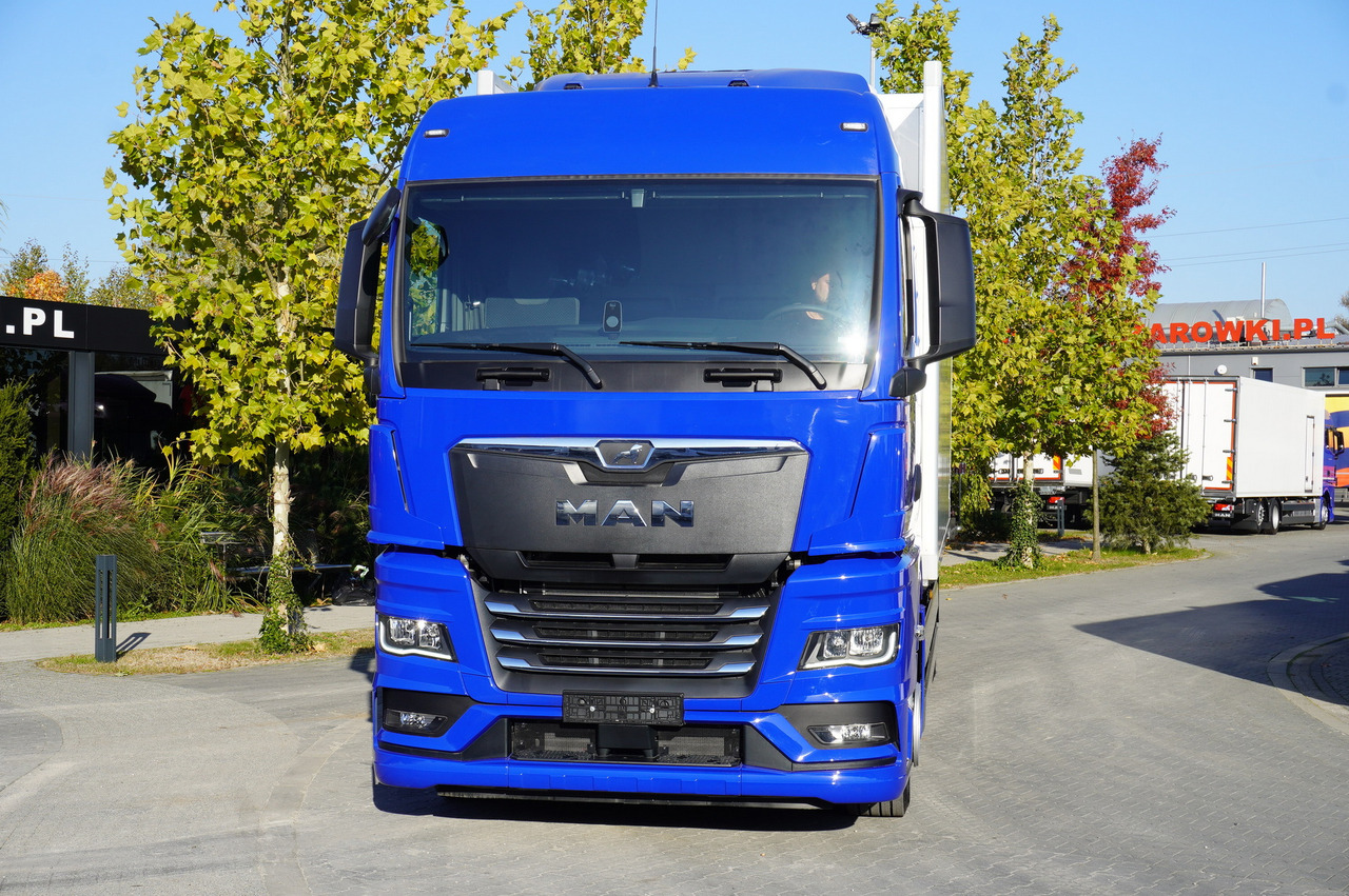 MAN New Refrigerator MAN TGX 26.400 / IGLOOCAR 23 pallets / Carrier Supra 1150 - Refrigeraattori kuorma-auto: kuva MAN New Refrigerator MAN TGX 26.400 / IGLOOCAR 23 pallets / Carrier Supra 1150 - Refrigeraattori kuorma-auto MAN New Refrigerator MAN TGX 26.400 / IGLOOCAR 23 pallets / Carrier Supra 1150 - Refrigeraattori kuorma-auto: kuva MAN New Refrigerator MAN TGX 26.400 / IGLOOCAR 23 pallets / Carrier Supra 1150 - Refrigeraattori kuorma-auto
