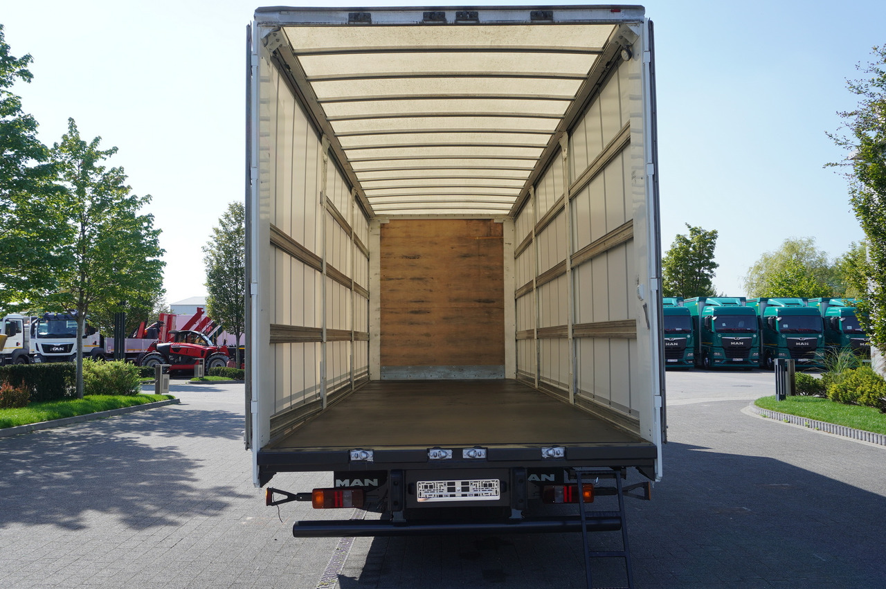 MAN TGL 12.190 / Curtainsider 19 EPAL / Sleeper cab - Pressukapelli kuorma-auto: kuva MAN TGL 12.190 / Curtainsider 19 EPAL / Sleeper cab - Pressukapelli kuorma-auto MAN TGL 12.190 / Curtainsider 19 EPAL / Sleeper cab - Pressukapelli kuorma-auto: kuva MAN TGL 12.190 / Curtainsider 19 EPAL / Sleeper cab - Pressukapelli kuorma-auto