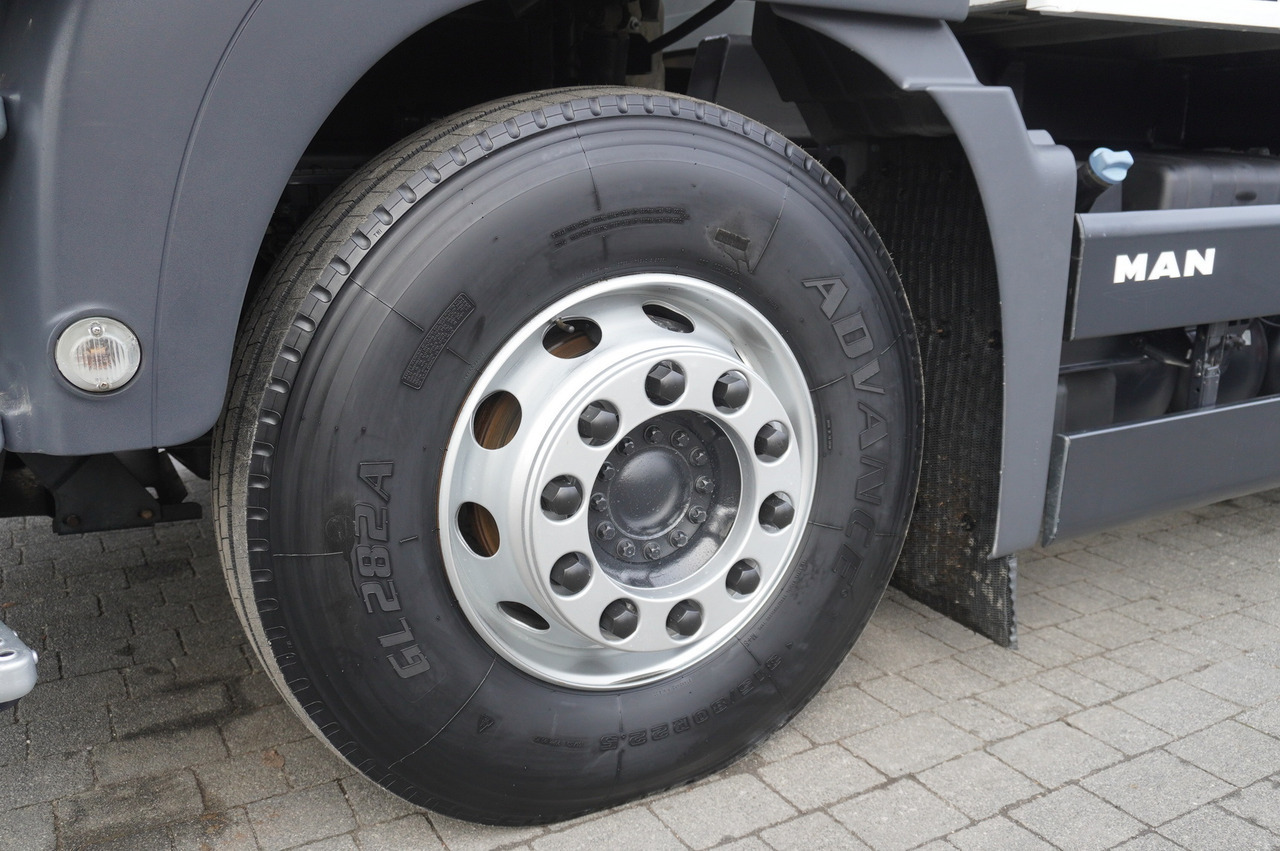 Leasing MAN TGS 26.400 / HDS HIAB 244 EP-4 HIDUO 8500 kg / 6x4 MAN TGS 26.400 / HDS HIAB 244 EP-4 HIDUO 8500 kg / 6x4: kuva Leasing MAN TGS 26.400 / HDS HIAB 244 EP-4 HIDUO 8500 kg / 6x4 MAN TGS 26.400 / HDS HIAB 244 EP-4 HIDUO 8500 kg / 6x4