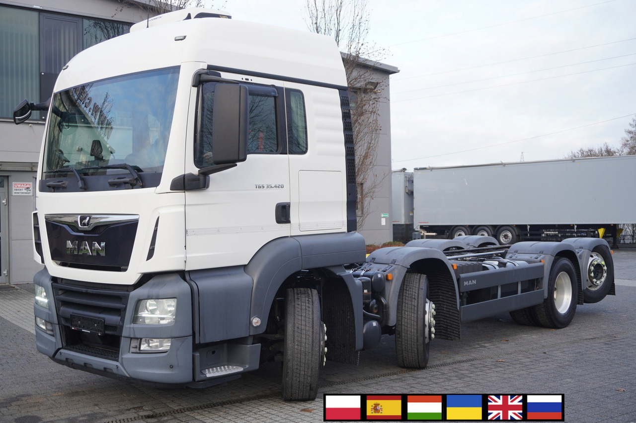 MAN TGS 35.420 8×2 / Chassis 6.4 m / 3 steered axles - Nosturiauto: kuva MAN TGS 35.420 8×2 / Chassis 6.4 m / 3 steered axles - Nosturiauto MAN TGS 35.420 8×2 / Chassis 6.4 m / 3 steered axles - Nosturiauto: kuva MAN TGS 35.420 8×2 / Chassis 6.4 m / 3 steered axles - Nosturiauto