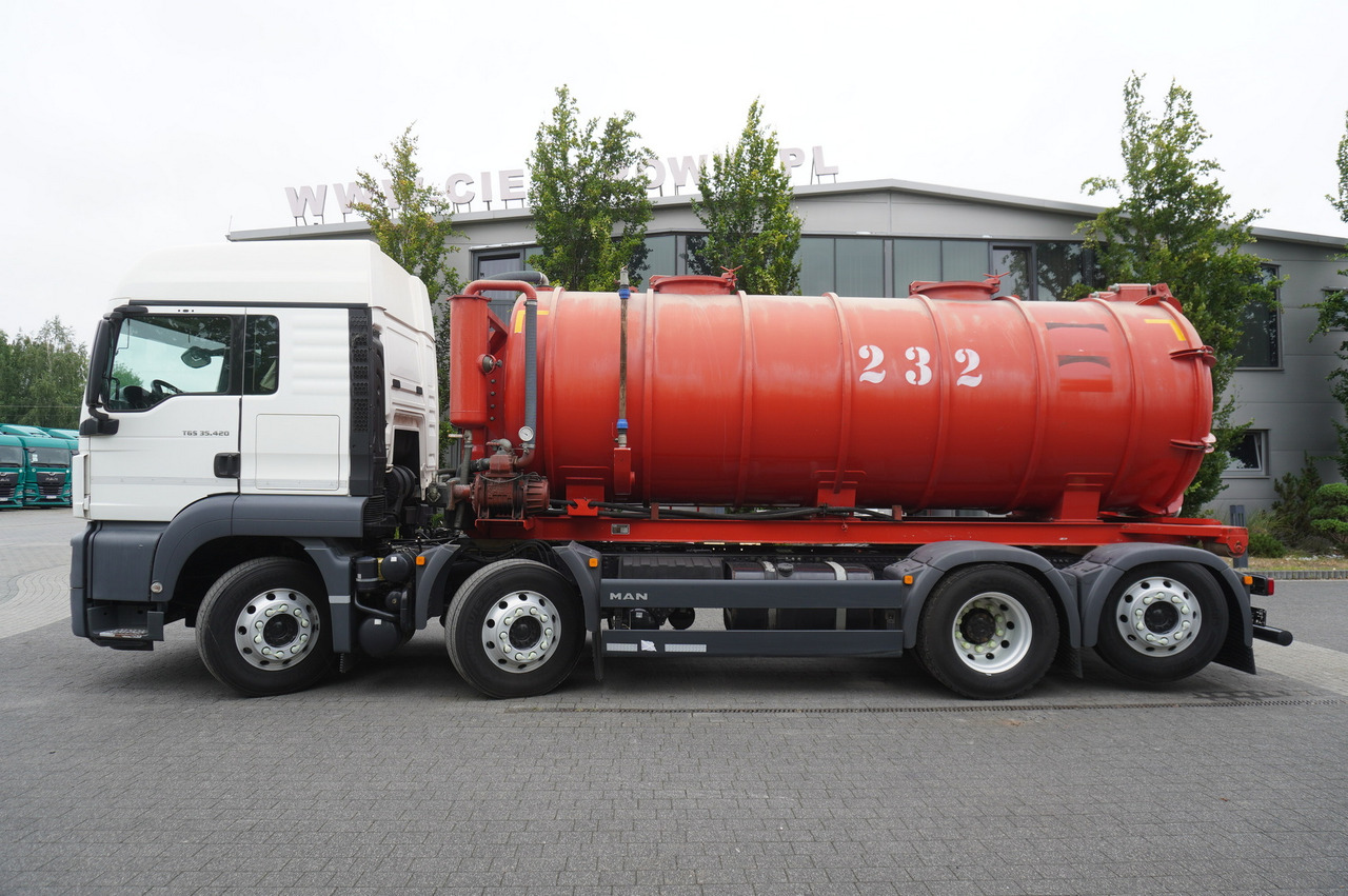 MAN TGS 35.420 8×2 / NEW septic barrel 13000 L / 3 steered axles - Veitsimultain: kuva MAN TGS 35.420 8×2 / NEW septic barrel 13000 L / 3 steered axles - Veitsimultain MAN TGS 35.420 8×2 / NEW septic barrel 13000 L / 3 steered axles - Veitsimultain: kuva MAN TGS 35.420 8×2 / NEW septic barrel 13000 L / 3 steered axles - Veitsimultain