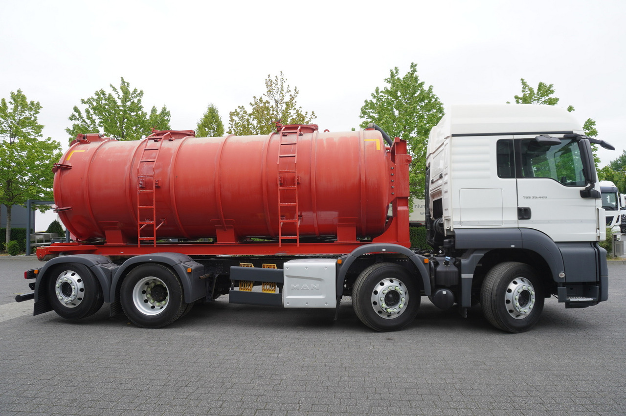 MAN TGS 35.420 8×2 / NEW septic barrel 13000 L / 3 steered axles - Säiliöauto: kuva MAN TGS 35.420 8×2 / NEW septic barrel 13000 L / 3 steered axles - Säiliöauto MAN TGS 35.420 8×2 / NEW septic barrel 13000 L / 3 steered axles - Säiliöauto: kuva MAN TGS 35.420 8×2 / NEW septic barrel 13000 L / 3 steered axles - Säiliöauto