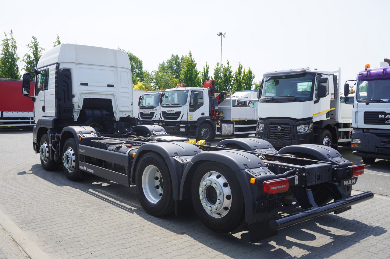 MAN TGS 35.420 8x2 / Chassis 6.4 m / 3 steered axles - Kuorma-auto alusta: kuva MAN TGS 35.420 8x2 / Chassis 6.4 m / 3 steered axles - Kuorma-auto alusta MAN TGS 35.420 8x2 / Chassis 6.4 m / 3 steered axles - Kuorma-auto alusta: kuva MAN TGS 35.420 8x2 / Chassis 6.4 m / 3 steered axles - Kuorma-auto alusta