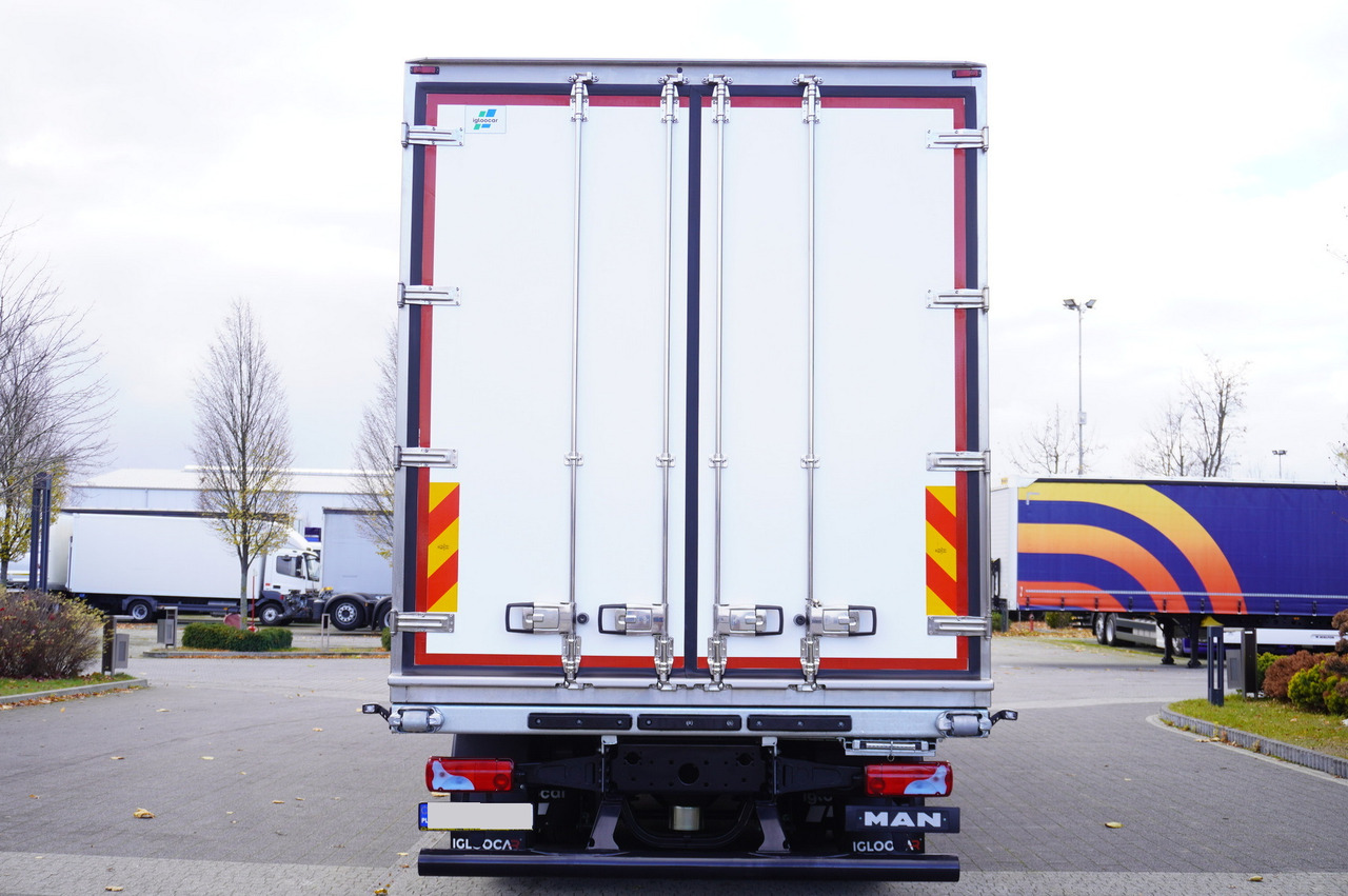MAN TGX 26.400 / IGLOOCAR 20 pallets / Carrier Supra 1250 Silent - Refrigeraattori kuorma-auto: kuva MAN TGX 26.400 / IGLOOCAR 20 pallets / Carrier Supra 1250 Silent - Refrigeraattori kuorma-auto MAN TGX 26.400 / IGLOOCAR 20 pallets / Carrier Supra 1250 Silent - Refrigeraattori kuorma-auto: kuva MAN TGX 26.400 / IGLOOCAR 20 pallets / Carrier Supra 1250 Silent - Refrigeraattori kuorma-auto