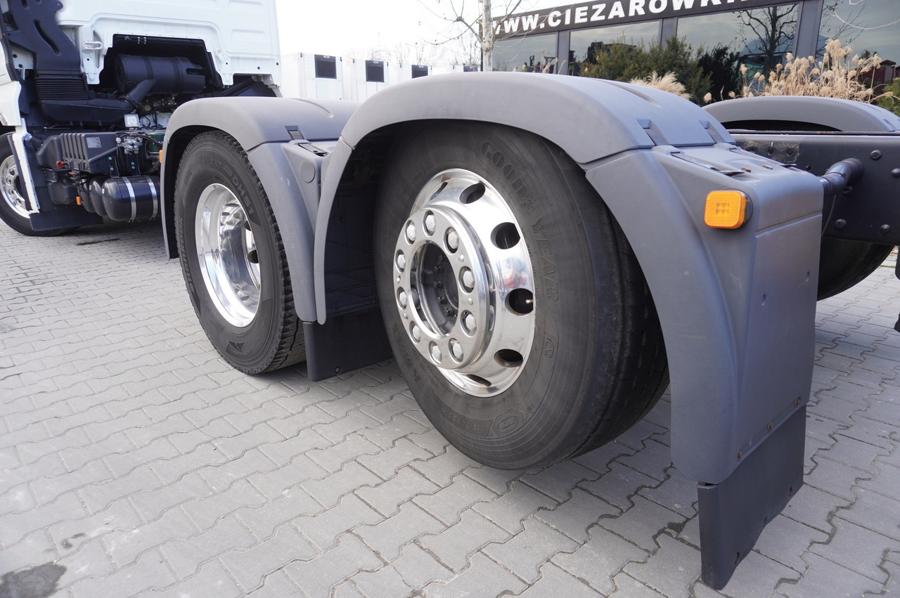 MAN TGX 26,500 / 500 HP / steering 3rd axle / 20 t cap. / Chassis 6.5 m - Kuorma-auto alusta: kuva MAN TGX 26,500 / 500 HP / steering 3rd axle / 20 t cap. / Chassis 6.5 m - Kuorma-auto alusta MAN TGX 26,500 / 500 HP / steering 3rd axle / 20 t cap. / Chassis 6.5 m - Kuorma-auto alusta: kuva MAN TGX 26,500 / 500 HP / steering 3rd axle / 20 t cap. / Chassis 6.5 m - Kuorma-auto alusta