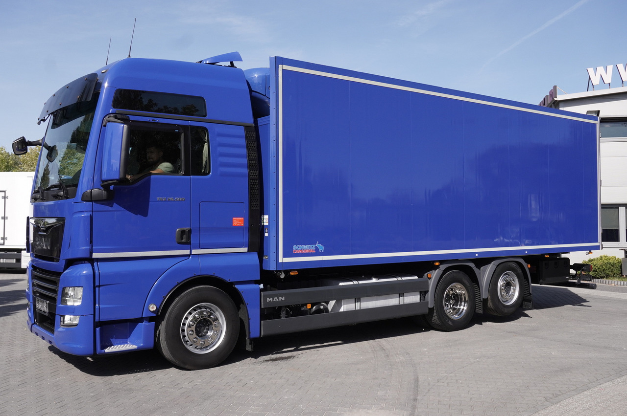 MAN TGX 26.500 E6 XXL / Schmitz 19 pallets / Thermoking / steering axle - Refrigeraattori kuorma-auto: kuva MAN TGX 26.500 E6 XXL / Schmitz 19 pallets / Thermoking / steering axle - Refrigeraattori kuorma-auto MAN TGX 26.500 E6 XXL / Schmitz 19 pallets / Thermoking / steering axle - Refrigeraattori kuorma-auto: kuva MAN TGX 26.500 E6 XXL / Schmitz 19 pallets / Thermoking / steering axle - Refrigeraattori kuorma-auto