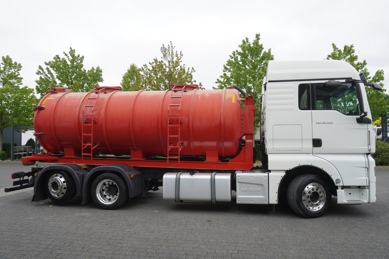 MAN TGX 26.500 / NEW Stal Septic barrel 13000 l / steering 3rd axle - Säiliöauto: kuva MAN TGX 26.500 / NEW Stal Septic barrel 13000 l / steering 3rd axle - Säiliöauto MAN TGX 26.500 / NEW Stal Septic barrel 13000 l / steering 3rd axle - Säiliöauto: kuva MAN TGX 26.500 / NEW Stal Septic barrel 13000 l / steering 3rd axle - Säiliöauto