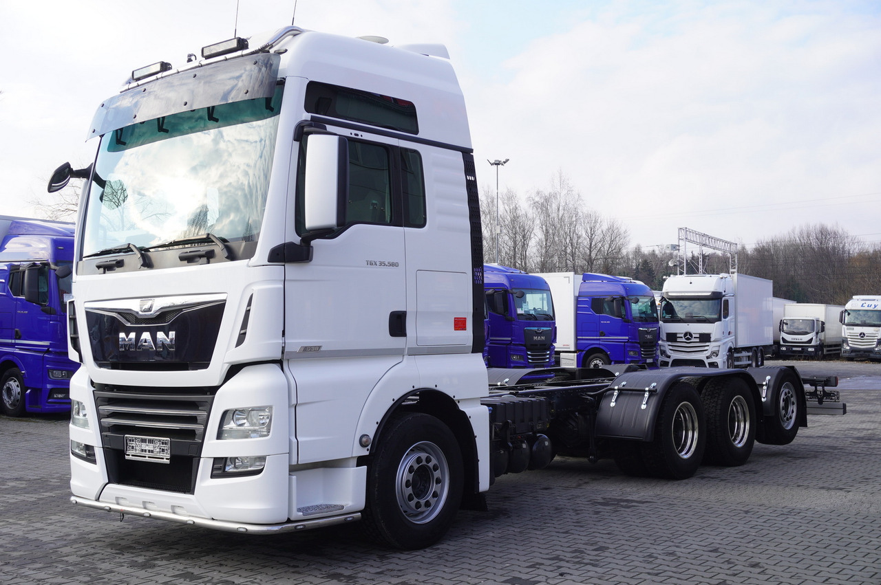MAN TGX 35.580 E6 8x4/4 - 8.8m chassis frame - Nosturiauto: kuva MAN TGX 35.580 E6 8x4/4 - 8.8m chassis frame - Nosturiauto MAN TGX 35.580 E6 8x4/4 - 8.8m chassis frame - Nosturiauto: kuva MAN TGX 35.580 E6 8x4/4 - 8.8m chassis frame - Nosturiauto
