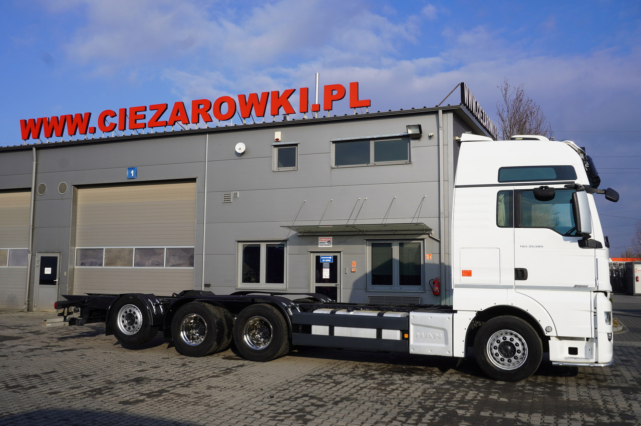 MAN TGX 35.580 E6 8x4/4 - 8.8m chassis frame - Nosturiauto: kuva MAN TGX 35.580 E6 8x4/4 - 8.8m chassis frame - Nosturiauto MAN TGX 35.580 E6 8x4/4 - 8.8m chassis frame - Nosturiauto: kuva MAN TGX 35.580 E6 8x4/4 - 8.8m chassis frame - Nosturiauto