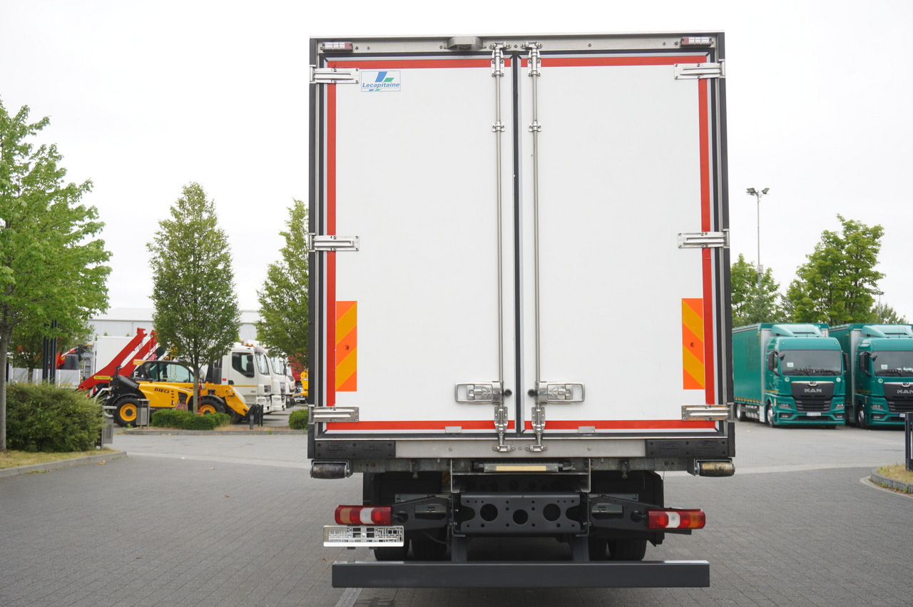 MERCEDES-BENZ Actros 1824 / Refrigerator 22 EPAL / Carrier Supra 950 / Sleeping cabin - Refrigeraattori kuorma-auto: kuva MERCEDES-BENZ Actros 1824 / Refrigerator 22 EPAL / Carrier Supra 950 / Sleeping cabin - Refrigeraattori kuorma-auto MERCEDES-BENZ Actros 1824 / Refrigerator 22 EPAL / Carrier Supra 950 / Sleeping cabin - Refrigeraattori kuorma-auto: kuva MERCEDES-BENZ Actros 1824 / Refrigerator 22 EPAL / Carrier Supra 950 / Sleeping cabin - Refrigeraattori kuorma-auto