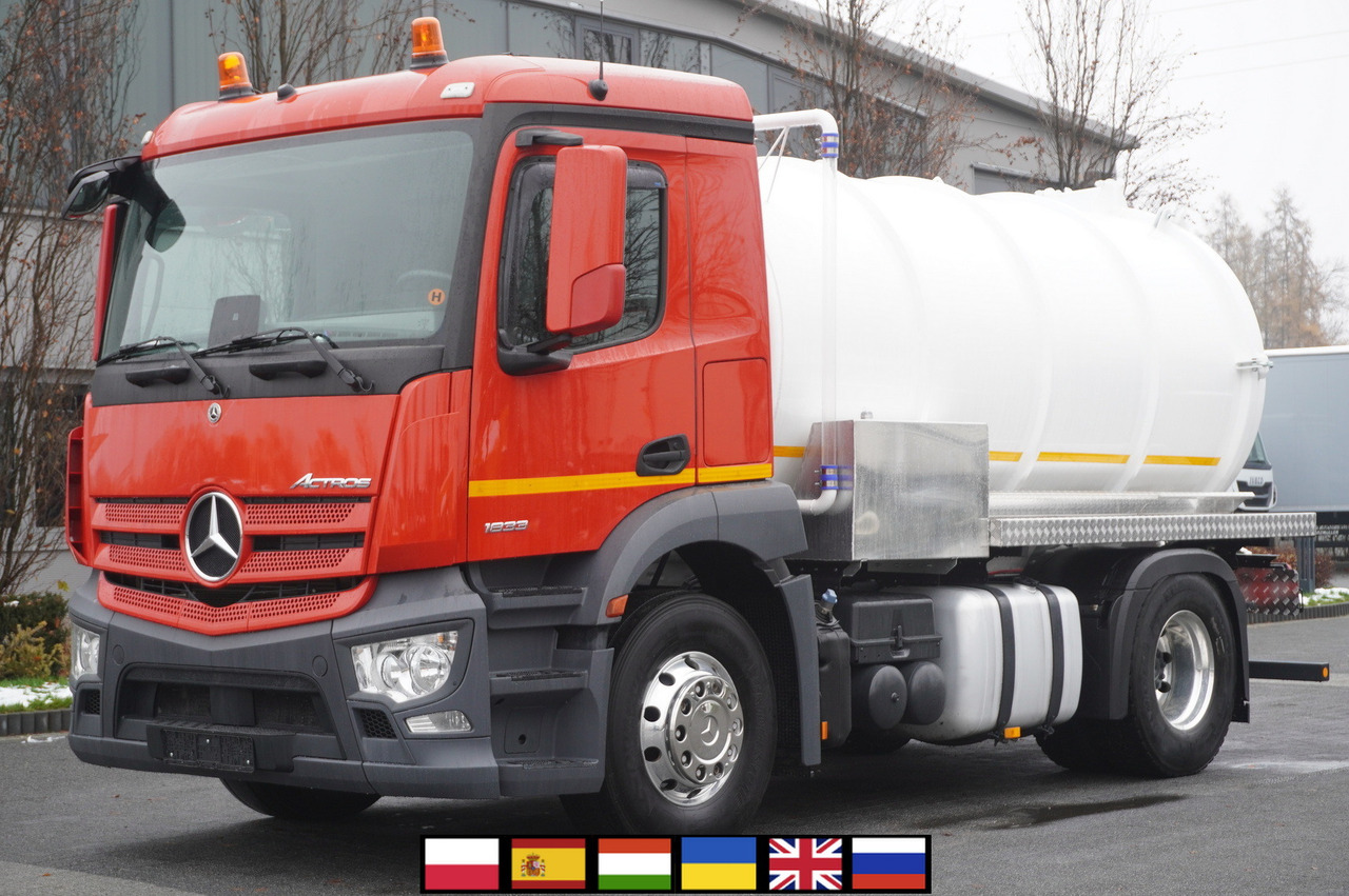 MERCEDES-BENZ Actros 1833 / 260 tho. km / NEW septic tank 11000 l - Säiliöauto: kuva MERCEDES-BENZ Actros 1833 / 260 tho. km / NEW septic tank 11000 l - Säiliöauto MERCEDES-BENZ Actros 1833 / 260 tho. km / NEW septic tank 11000 l - Säiliöauto: kuva MERCEDES-BENZ Actros 1833 / 260 tho. km / NEW septic tank 11000 l - Säiliöauto