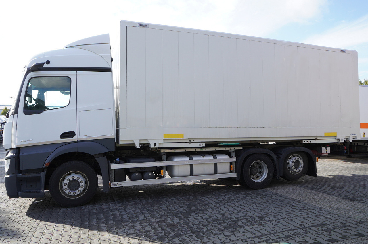 MERCEDES-BENZ Actros 2545 MP5 / KRONE 18 EPAL box body / ADR AT - Refrigeraattori kuorma-auto: kuva MERCEDES-BENZ Actros 2545 MP5 / KRONE 18 EPAL box body / ADR AT - Refrigeraattori kuorma-auto MERCEDES-BENZ Actros 2545 MP5 / KRONE 18 EPAL box body / ADR AT - Refrigeraattori kuorma-auto: kuva MERCEDES-BENZ Actros 2545 MP5 / KRONE 18 EPAL box body / ADR AT - Refrigeraattori kuorma-auto