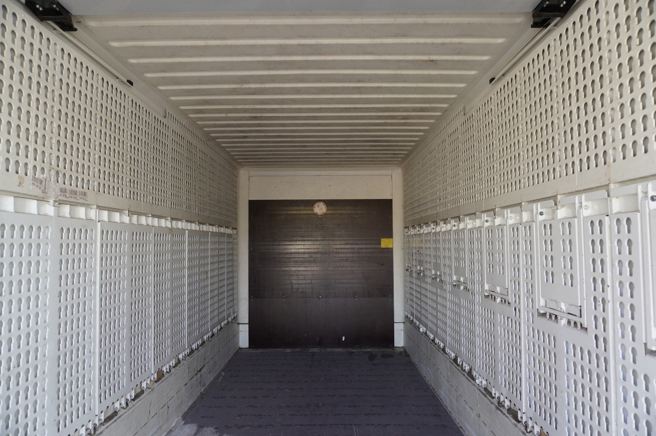 MERCEDES-BENZ Actros 2545 MP5 / KRONE 18 EPAL box body / ADR AT - Refrigeraattori kuorma-auto: kuva MERCEDES-BENZ Actros 2545 MP5 / KRONE 18 EPAL box body / ADR AT - Refrigeraattori kuorma-auto MERCEDES-BENZ Actros 2545 MP5 / KRONE 18 EPAL box body / ADR AT - Refrigeraattori kuorma-auto: kuva MERCEDES-BENZ Actros 2545 MP5 / KRONE 18 EPAL box body / ADR AT - Refrigeraattori kuorma-auto