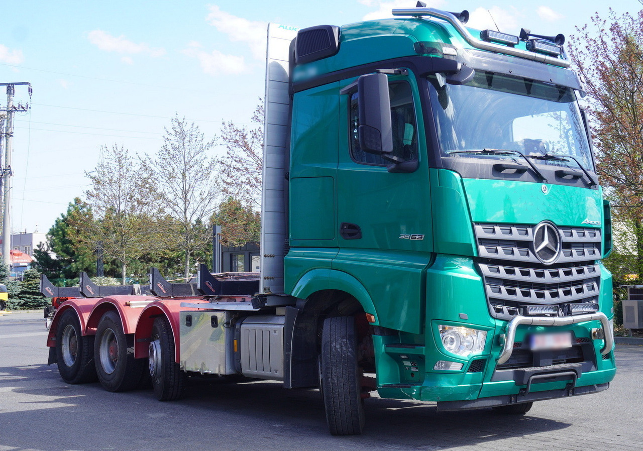 Mercedes-Benz Arocs 3563 8 × 4 / 630 HP / steered axle / Logging superstructure - Puuauto: kuva Mercedes-Benz Arocs 3563 8 × 4 / 630 HP / steered axle / Logging superstructure - Puuauto Mercedes-Benz Arocs 3563 8 × 4 / 630 HP / steered axle / Logging superstructure - Puuauto: kuva Mercedes-Benz Arocs 3563 8 × 4 / 630 HP / steered axle / Logging superstructure - Puuauto