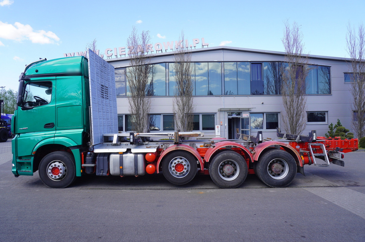 Mercedes-Benz Arocs 3563 8 × 4 / 630 HP / steered axle / Logging superstructure - Puuauto: kuva Mercedes-Benz Arocs 3563 8 × 4 / 630 HP / steered axle / Logging superstructure - Puuauto Mercedes-Benz Arocs 3563 8 × 4 / 630 HP / steered axle / Logging superstructure - Puuauto: kuva Mercedes-Benz Arocs 3563 8 × 4 / 630 HP / steered axle / Logging superstructure - Puuauto