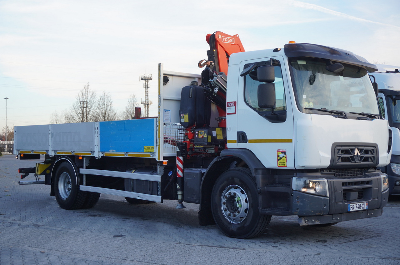 RENAULT C280 DTI 8 / FASSI crane 5.6 T / range 8 m / Flatbed 15 EPAL - Lava-kuorma-auto, Nosturiauto: kuva RENAULT C280 DTI 8 / FASSI crane 5.6 T / range 8 m / Flatbed 15 EPAL - Lava-kuorma-auto, Nosturiauto RENAULT C280 DTI 8 / FASSI crane 5.6 T / range 8 m / Flatbed 15 EPAL - Lava-kuorma-auto, Nosturiauto: kuva RENAULT C280 DTI 8 / FASSI crane 5.6 T / range 8 m / Flatbed 15 EPAL - Lava-kuorma-auto, Nosturiauto
