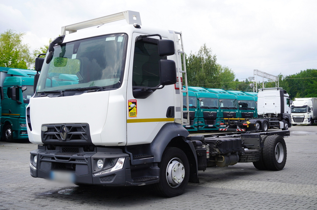 RENAULT D12 / Chassis 5.6 m / Differential lock / 160 tho. km - Kuorma-auto alusta: kuva RENAULT D12 / Chassis 5.6 m / Differential lock / 160 tho. km - Kuorma-auto alusta RENAULT D12 / Chassis 5.6 m / Differential lock / 160 tho. km - Kuorma-auto alusta: kuva RENAULT D12 / Chassis 5.6 m / Differential lock / 160 tho. km - Kuorma-auto alusta