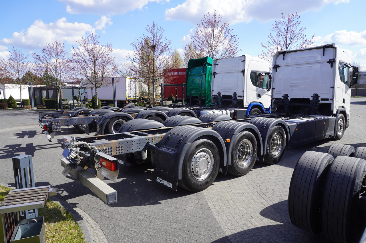 SCANIA R650 V8 / 650 HP/ frame 8.8 m / steered 4th axis / 20 units - Nosturiauto: kuva SCANIA R650 V8 / 650 HP/ frame 8.8 m / steered 4th axis / 20 units - Nosturiauto SCANIA R650 V8 / 650 HP/ frame 8.8 m / steered 4th axis / 20 units - Nosturiauto: kuva SCANIA R650 V8 / 650 HP/ frame 8.8 m / steered 4th axis / 20 units - Nosturiauto