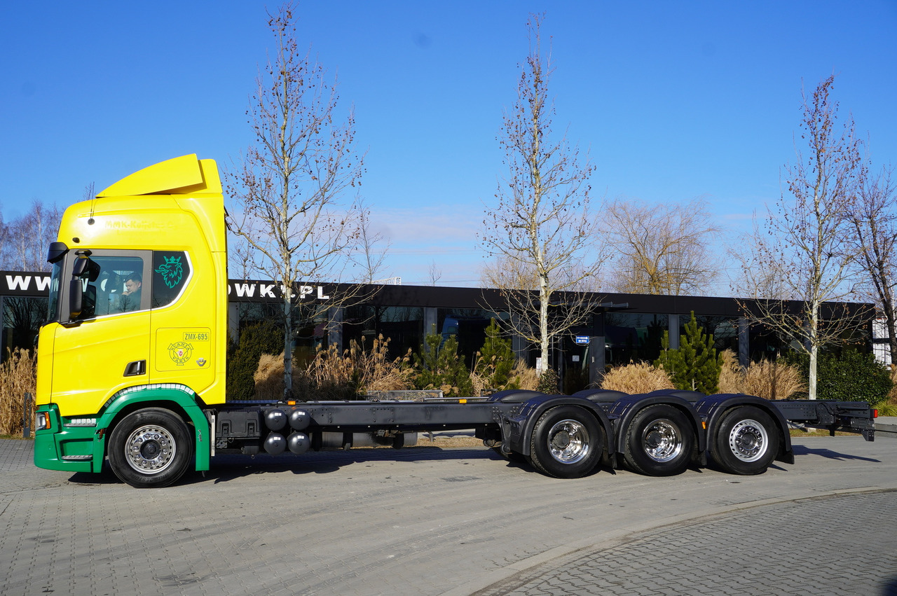SCANIA R650 V8 8x4/4 E6 / 2020 / Frame 9.7 m - Kuorma-auto alusta: kuva SCANIA R650 V8 8x4/4 E6 / 2020 / Frame 9.7 m - Kuorma-auto alusta SCANIA R650 V8 8x4/4 E6 / 2020 / Frame 9.7 m - Kuorma-auto alusta: kuva SCANIA R650 V8 8x4/4 E6 / 2020 / Frame 9.7 m - Kuorma-auto alusta