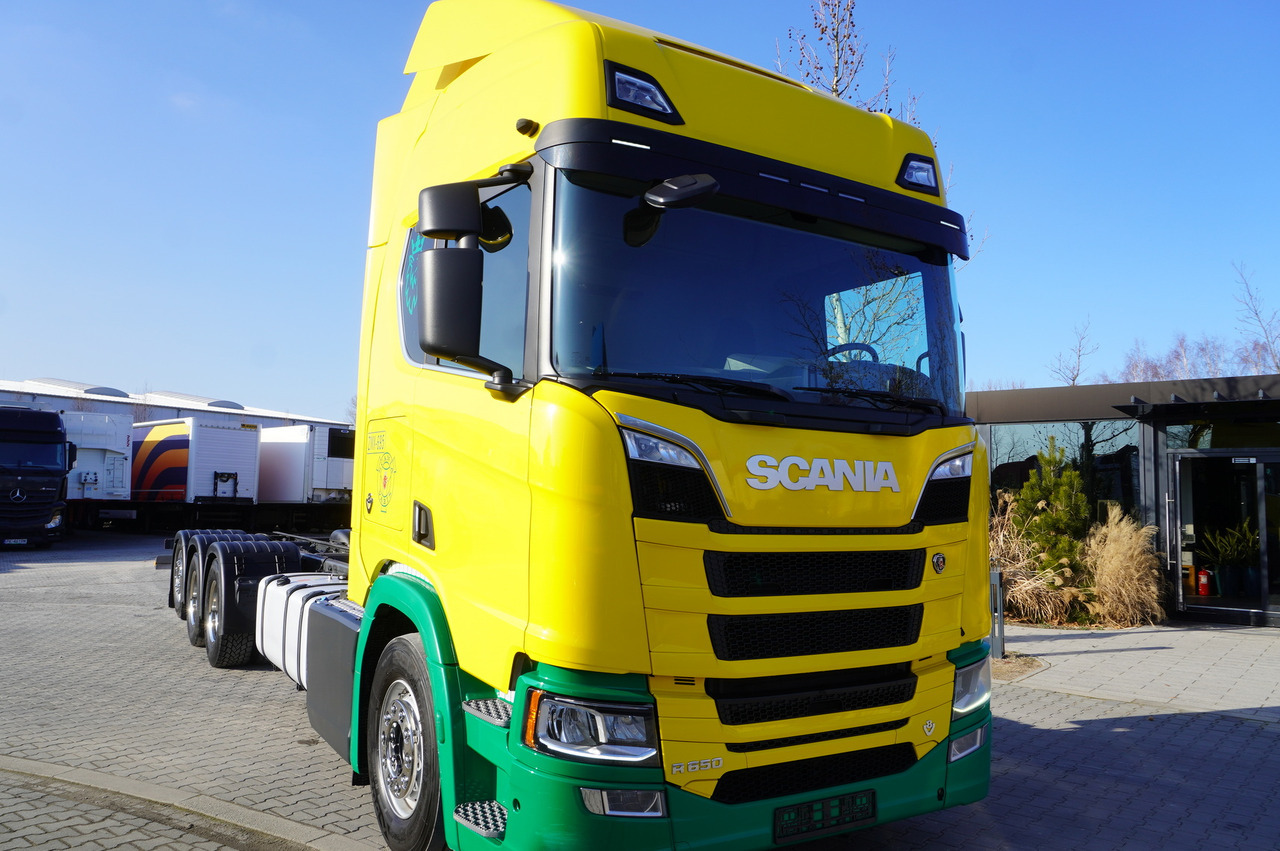 SCANIA R650 V8 8x4/4 E6 / 2020 / Frame 9.7 m - Kuorma-auto alusta: kuva SCANIA R650 V8 8x4/4 E6 / 2020 / Frame 9.7 m - Kuorma-auto alusta SCANIA R650 V8 8x4/4 E6 / 2020 / Frame 9.7 m - Kuorma-auto alusta: kuva SCANIA R650 V8 8x4/4 E6 / 2020 / Frame 9.7 m - Kuorma-auto alusta