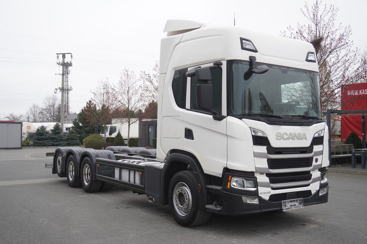 Scania G540 8x4 / Chassis 8.7 m / Steered axle / 2021 - Kuorma-auto alusta: kuva Scania G540 8x4 / Chassis 8.7 m / Steered axle / 2021 - Kuorma-auto alusta Scania G540 8x4 / Chassis 8.7 m / Steered axle / 2021 - Kuorma-auto alusta: kuva Scania G540 8x4 / Chassis 8.7 m / Steered axle / 2021 - Kuorma-auto alusta