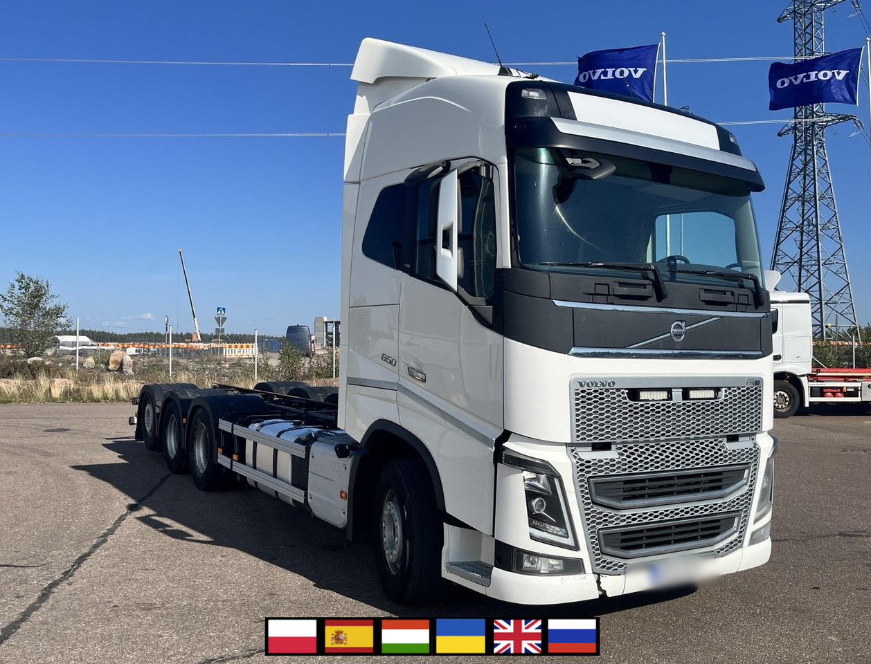 VOLVO FH 650 8x4 / Truck chassis / Sleeper cab - Kuorma-auto alusta: kuva VOLVO FH 650 8x4 / Truck chassis / Sleeper cab - Kuorma-auto alusta VOLVO FH 650 8x4 / Truck chassis / Sleeper cab - Kuorma-auto alusta: kuva VOLVO FH 650 8x4 / Truck chassis / Sleeper cab - Kuorma-auto alusta