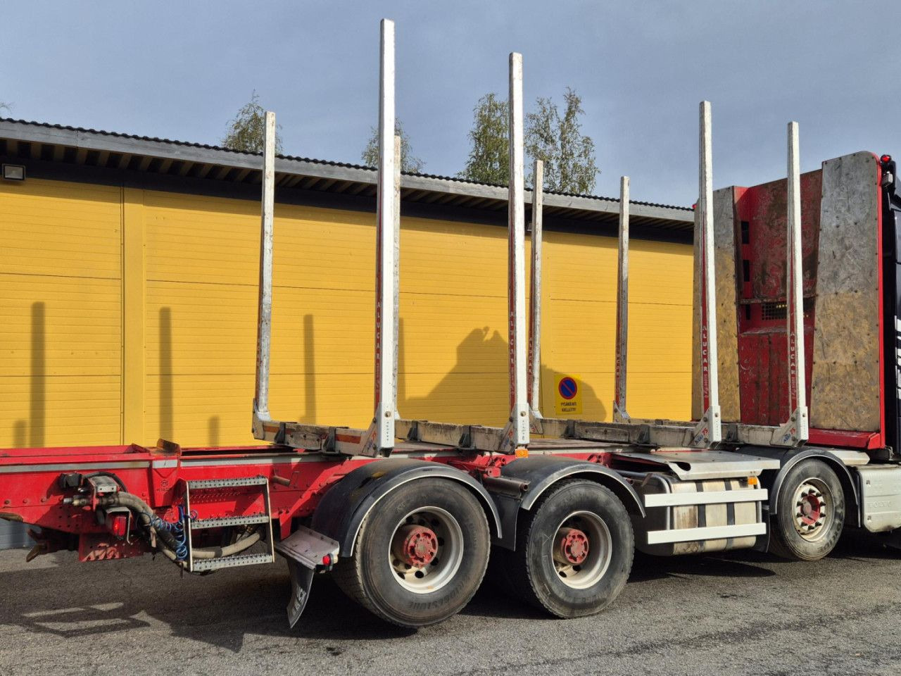 VOLVO FH 750 8x4 / 2 lifted axles / timber truck - Puuauto: kuva VOLVO FH 750 8x4 / 2 lifted axles / timber truck - Puuauto VOLVO FH 750 8x4 / 2 lifted axles / timber truck - Puuauto: kuva VOLVO FH 750 8x4 / 2 lifted axles / timber truck - Puuauto