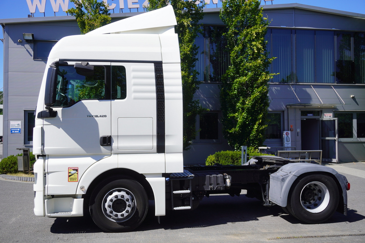 MAN TGX 18.420 tractor unit / 190 tho. km - Vetopöytäauto: kuva MAN TGX 18.420 tractor unit / 190 tho. km - Vetopöytäauto MAN TGX 18.420 tractor unit / 190 tho. km - Vetopöytäauto: kuva MAN TGX 18.420 tractor unit / 190 tho. km - Vetopöytäauto