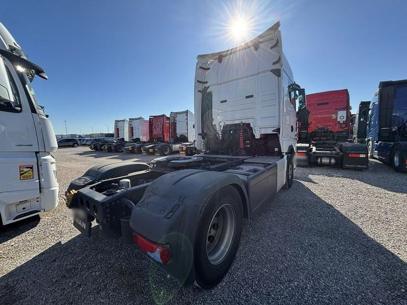 MAN TGX 18.510 E6 4×2 tractor unit / Sleeper cab / 2023 / 4 units - Vetopöytäauto: kuva MAN TGX 18.510 E6 4×2 tractor unit / Sleeper cab / 2023 / 4 units - Vetopöytäauto MAN TGX 18.510 E6 4×2 tractor unit / Sleeper cab / 2023 / 4 units - Vetopöytäauto: kuva MAN TGX 18.510 E6 4×2 tractor unit / Sleeper cab / 2023 / 4 units - Vetopöytäauto