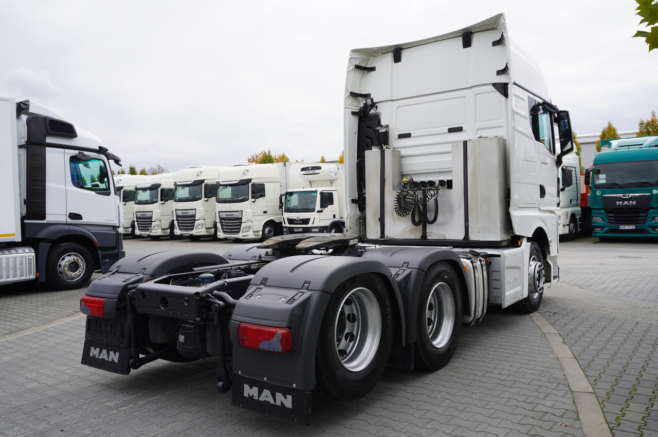 MAN TGX 28.510 6x2 / Sleeper cab / NEW tires / GVW 65 t - Vetopöytäauto: kuva MAN TGX 28.510 6x2 / Sleeper cab / NEW tires / GVW 65 t - Vetopöytäauto MAN TGX 28.510 6x2 / Sleeper cab / NEW tires / GVW 65 t - Vetopöytäauto: kuva MAN TGX 28.510 6x2 / Sleeper cab / NEW tires / GVW 65 t - Vetopöytäauto