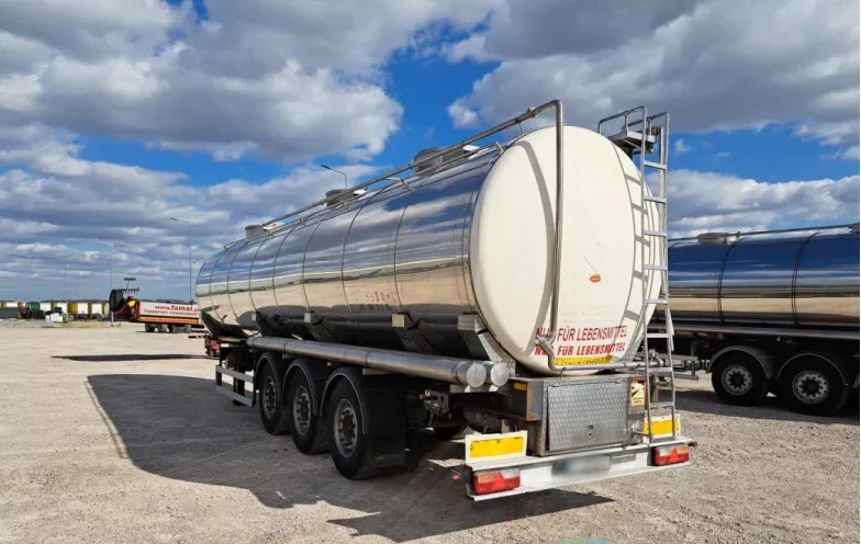 WIELTON NS3D 36 t food cistern / 3 chambers - Säiliöpuoliperävaunu: kuva WIELTON NS3D 36 t food cistern / 3 chambers - Säiliöpuoliperävaunu WIELTON NS3D 36 t food cistern / 3 chambers - Säiliöpuoliperävaunu: kuva WIELTON NS3D 36 t food cistern / 3 chambers - Säiliöpuoliperävaunu