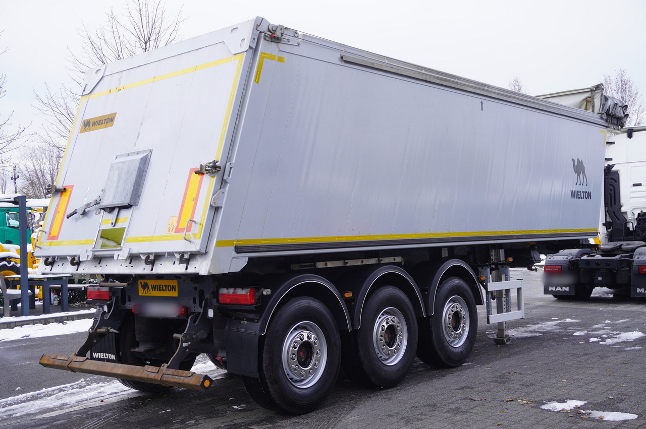 WIELTON NW-3 / weight 6.2 t / capacity 38m3 / Electrically folded roof / Teflon / 20 units, 2022 - Kippiauto puoliperävaunu: kuva WIELTON NW-3 / weight 6.2 t / capacity 38m3 / Electrically folded roof / Teflon / 20 units, 2022 - Kippiauto puoliperävaunu WIELTON NW-3 / weight 6.2 t / capacity 38m3 / Electrically folded roof / Teflon / 20 units, 2022 - Kippiauto puoliperävaunu: kuva WIELTON NW-3 / weight 6.2 t / capacity 38m3 / Electrically folded roof / Teflon / 20 units, 2022 - Kippiauto puoliperävaunu