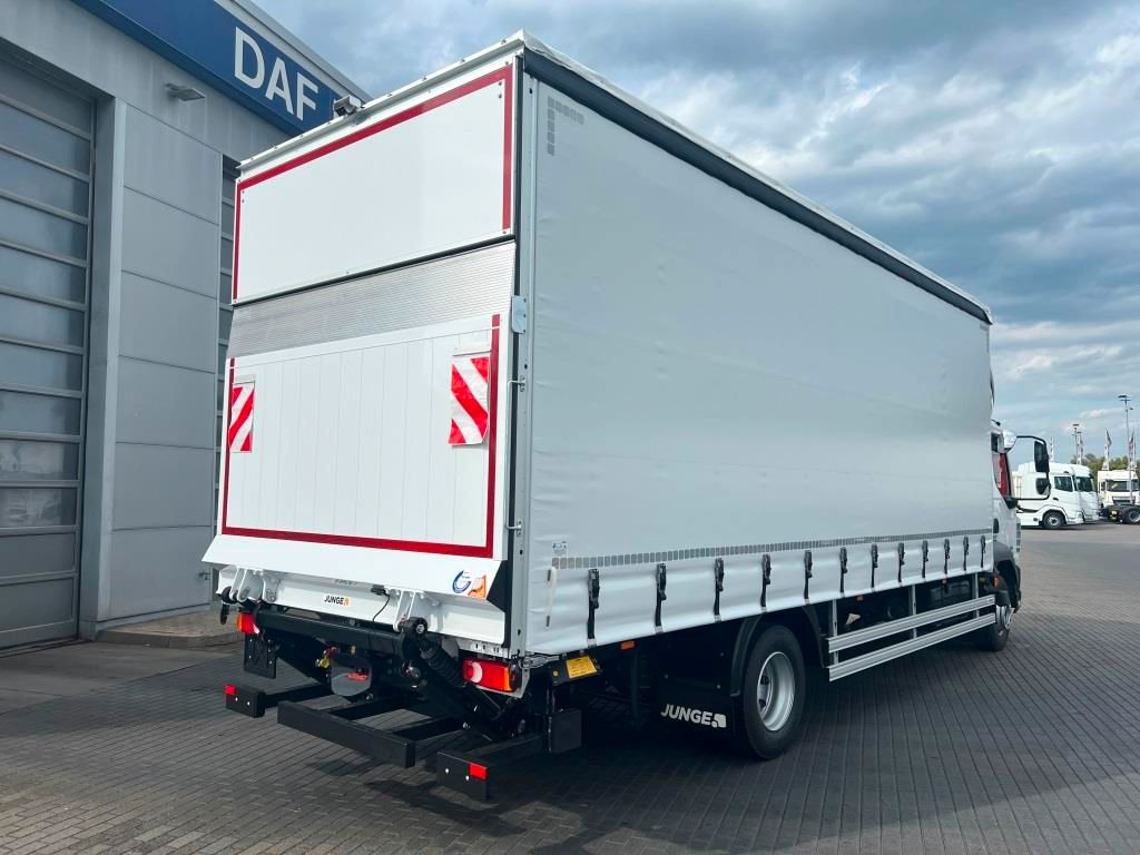 DAF XB 290 FA 16t Junge Curtainsider LBW 1.5 to. AHK - Pressukapelli kuorma-auto: kuva DAF XB 290 FA 16t Junge Curtainsider LBW 1.5 to. AHK - Pressukapelli kuorma-auto DAF XB 290 FA 16t Junge Curtainsider LBW 1.5 to. AHK - Pressukapelli kuorma-auto: kuva DAF XB 290 FA 16t Junge Curtainsider LBW 1.5 to. AHK - Pressukapelli kuorma-auto