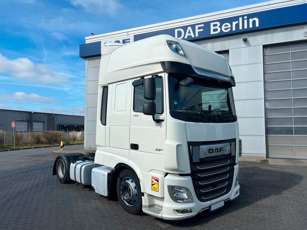 DAF XF 480 FT SSC Low Deck TraXon Intarder 2 x Tank - Vetopöytäauto: kuva DAF XF 480 FT SSC Low Deck TraXon Intarder 2 x Tank - Vetopöytäauto DAF XF 480 FT SSC Low Deck TraXon Intarder 2 x Tank - Vetopöytäauto: kuva DAF XF 480 FT SSC Low Deck TraXon Intarder 2 x Tank - Vetopöytäauto