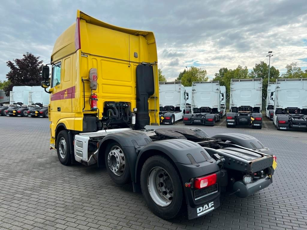 DAF XF 530 FTG SSC Intarder Lift-Lenkachse 70t zZGG - Vetopöytäauto: kuva DAF XF 530 FTG SSC Intarder Lift-Lenkachse 70t zZGG - Vetopöytäauto DAF XF 530 FTG SSC Intarder Lift-Lenkachse 70t zZGG - Vetopöytäauto: kuva DAF XF 530 FTG SSC Intarder Lift-Lenkachse 70t zZGG - Vetopöytäauto