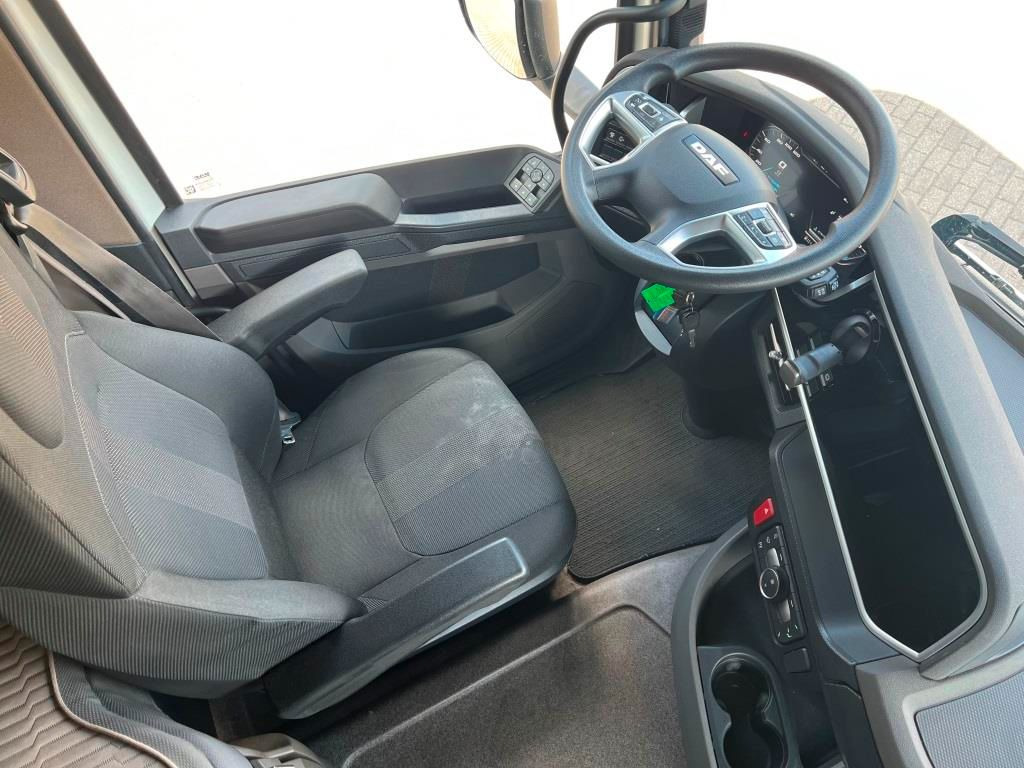 DAF XFn 480 FT Intarder 2xTank 1.105 L Vollspoiler - Vetopöytäauto: kuva DAF XFn 480 FT Intarder 2xTank 1.105 L Vollspoiler - Vetopöytäauto DAF XFn 480 FT Intarder 2xTank 1.105 L Vollspoiler - Vetopöytäauto: kuva DAF XFn 480 FT Intarder 2xTank 1.105 L Vollspoiler - Vetopöytäauto